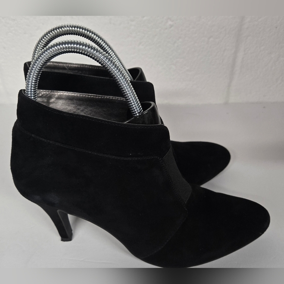 Adrienne Vittadini 7.5 Heeled Ankle Boots Velvet Black - Picture 4 of 6
